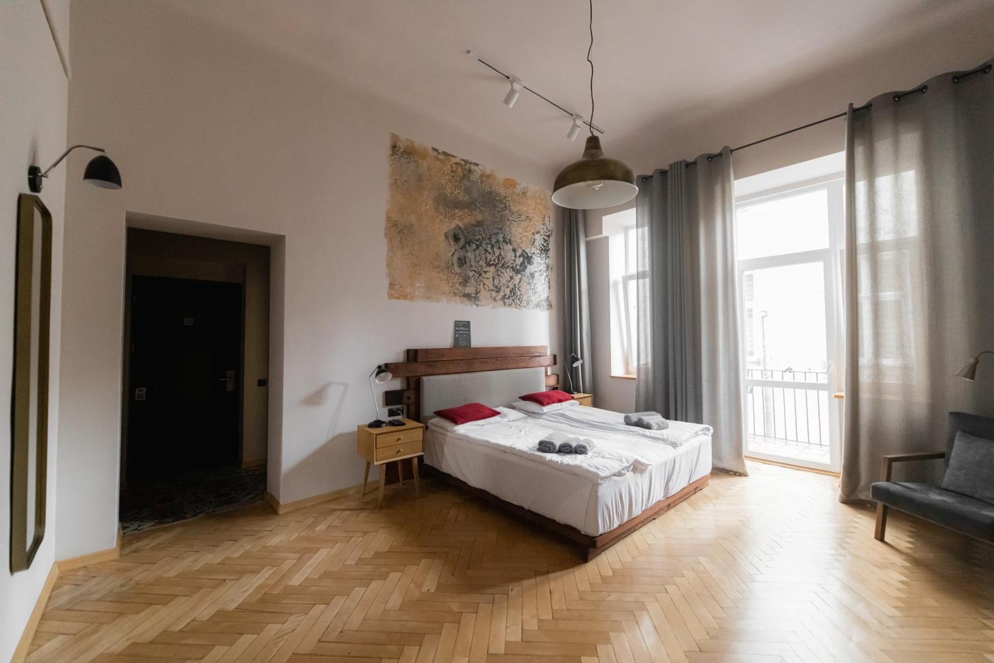 Apartments Justlvivit At The Rynok Square מראה חיצוני תמונה